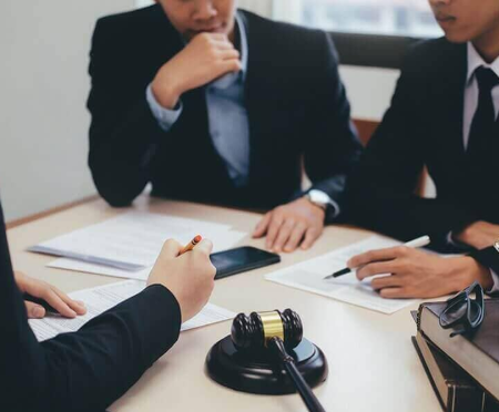 criminal defense attorney