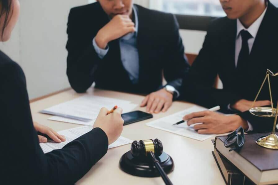 How Criminal Legal Attorneys Protect Client Legal Interests criminal defense attorney