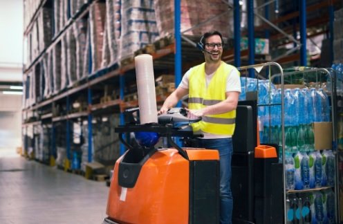 Top Industries Benefiting Most From Installing Robotic Forklift Automation in Warehouses robotic forklift
